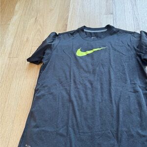 Nike boys Charcoal Tee with Neon Yellow Swoosh